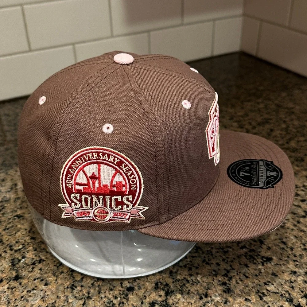 Seattle Sonics Mitchell & Ness 40th Anniversary Fitted Hat 7 1/8 Brown Pink New